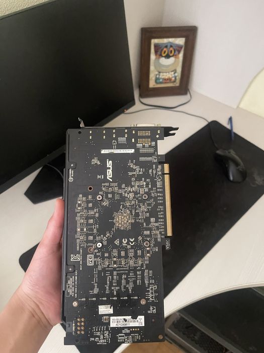 AMD Radeon RX 570 8GB (ASUS) GDDR5