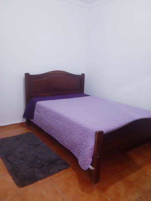 Aluguel de quarto de solteiro