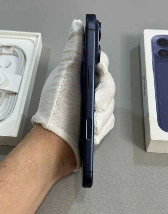 iPhone 17 Pro, 256 ГБ, eSIM