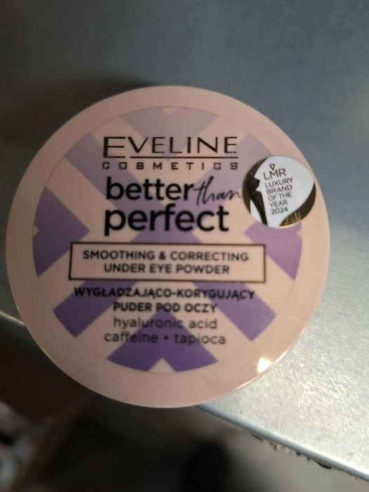Puder pod oczy eveline