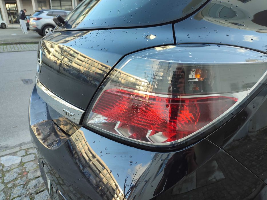 Opel Astra GTC 1.7 125 CV(Motor Isuzu)