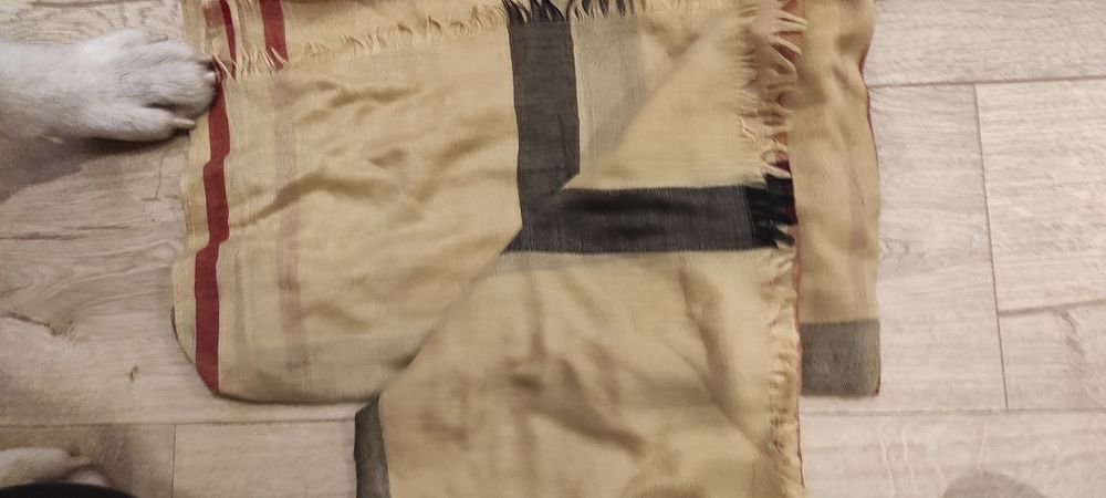 Szal szalik na jesień w przepięknym komorze