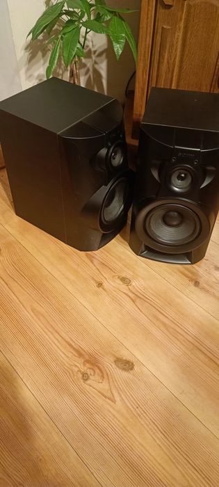 Kolumny dwudrożne SONY.