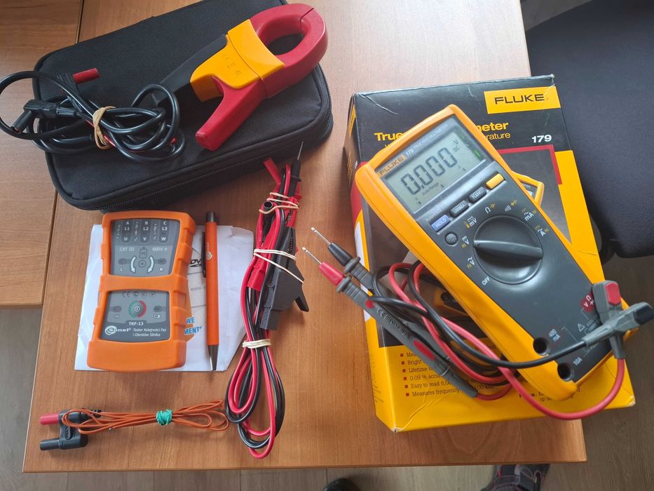 Miernik Fluke 179 + cęgi i400