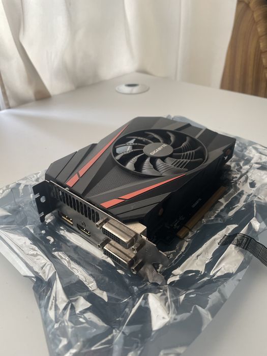 GTX 1060 3gb gigabyte