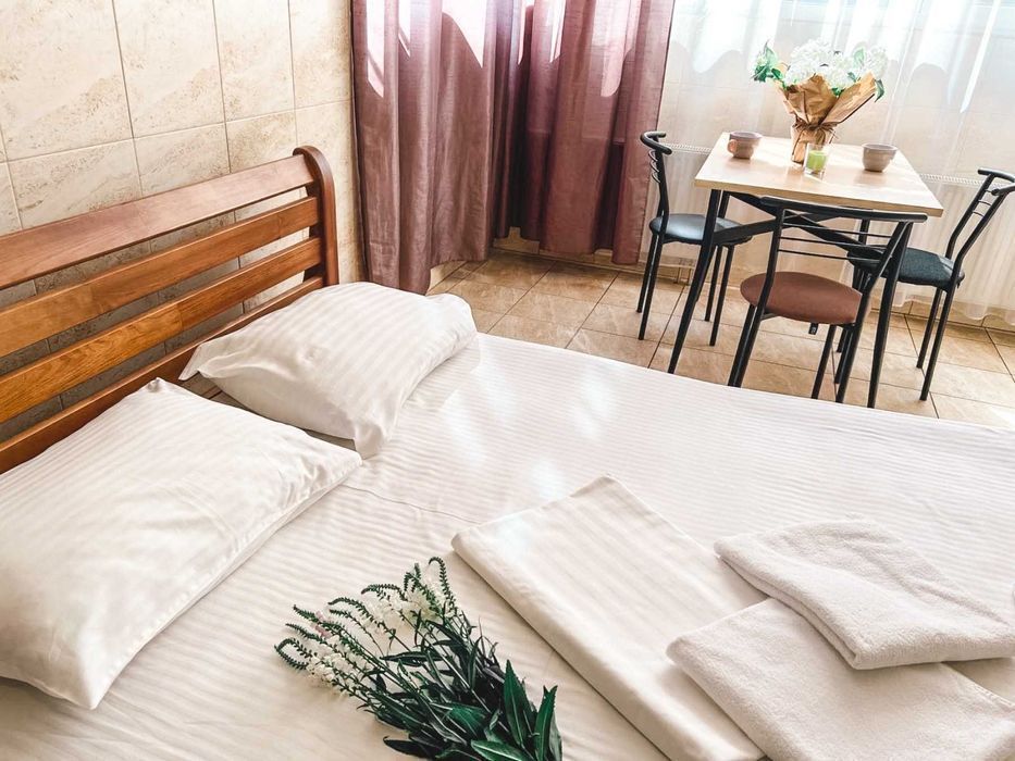 1к Подобово Погодинно Печерськ метро Коновальця квартира посуточно