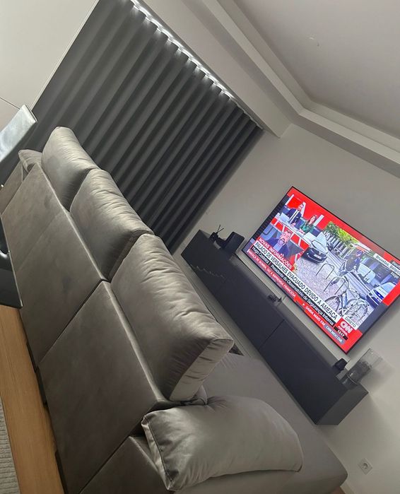 Sofá com chaise long