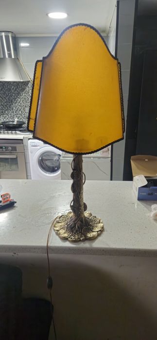 Candieiro em latão 60.€