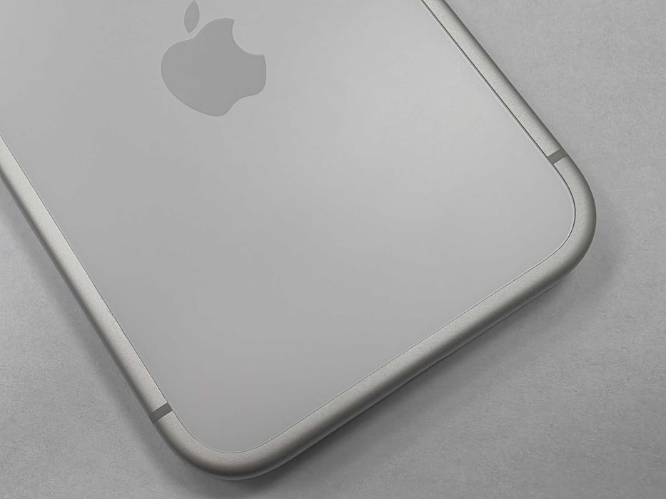 iPhone 17 PRO MAX 256GB Dual SIM (SIM + eSIM)/ Silver/ A3526/ BAT 100%/ Grade A/ + ładowarka/ 26.09.25 z Apple Store