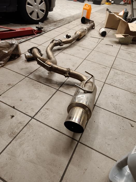Wydech INVIDIA N1 GT86 BRZ stan średni :)