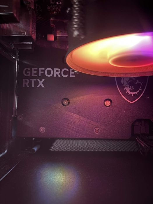 Desktop Gaming MSI RTX 4060 8GB | i5-14400F | 16GB DDR5 | Como Novo