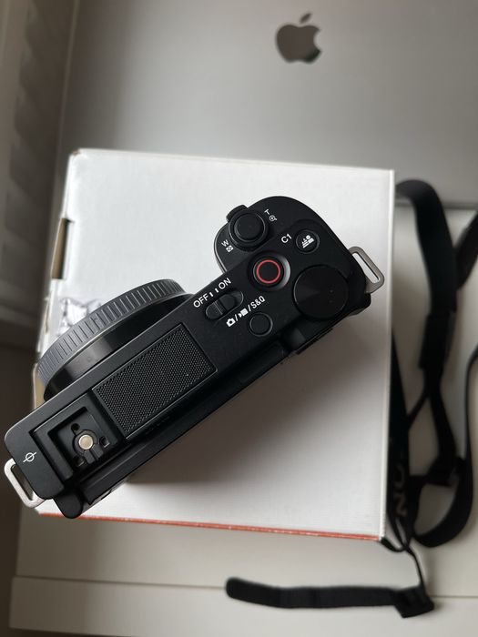 Sony ZV-E10 Body, mały przebieg!