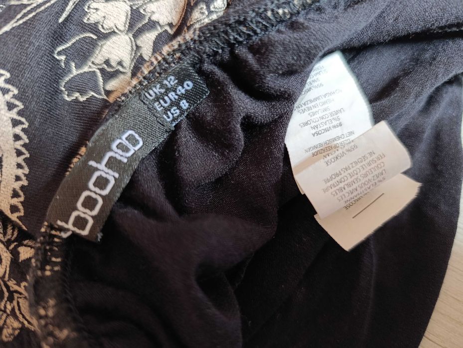 spodium  wygodny kombinezon krótki L czarny beż krótkie spodenki boho