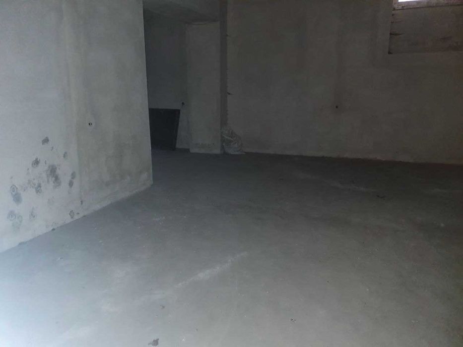 Терміново! Перша лінія - 196м² цоколь