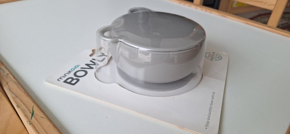 Tigela Cinza em silicone com tampa  MiniKoiOi