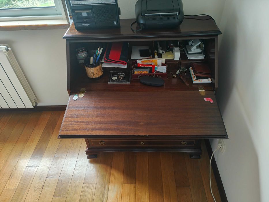 Escrevaninha em madeira vintage