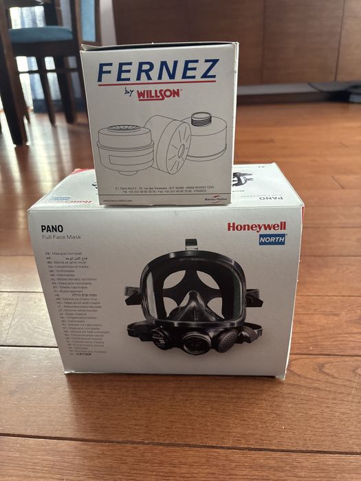 Maska na całą twarz  z filtrem nowa!