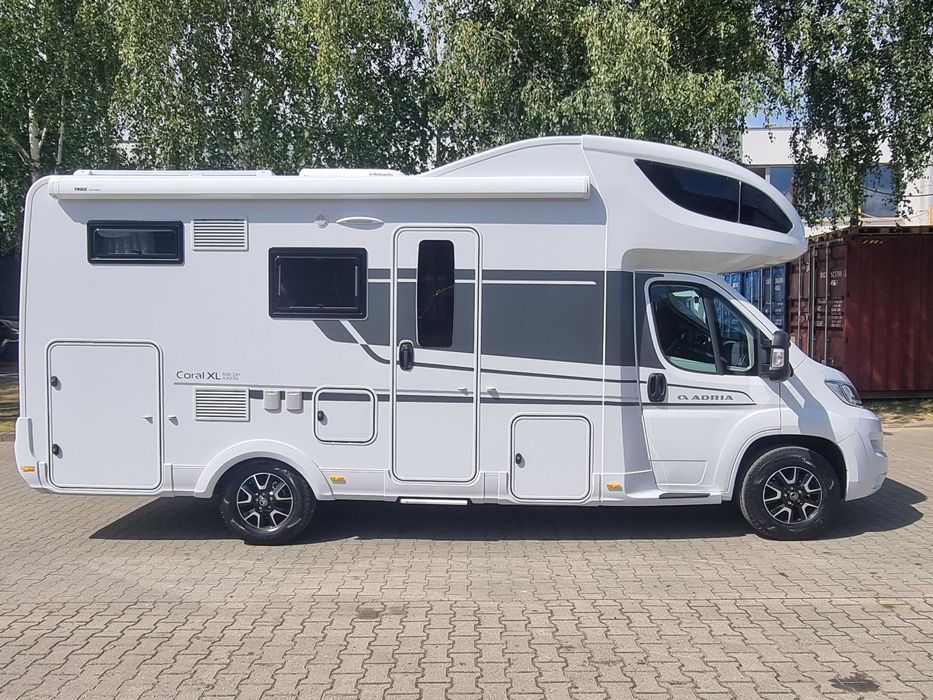 Wynajem Kamper Adria 2023r NOWY /  6 osób