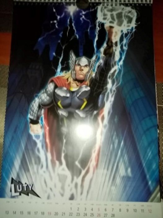 MARVEL AVENGERS 2 Kalendarze Unikaty Gratis wysyłka