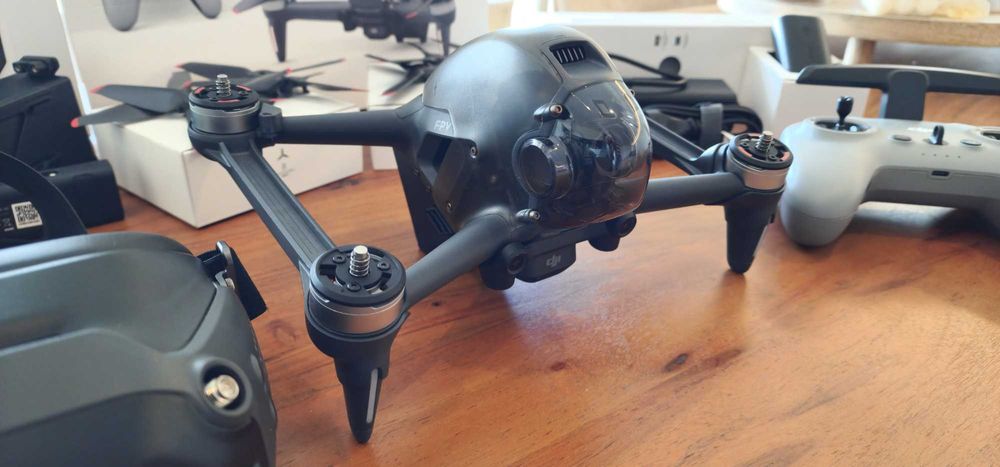 DJI FPV Combo + Fly More Kit + Braços Auxiliares - (Como Novo)