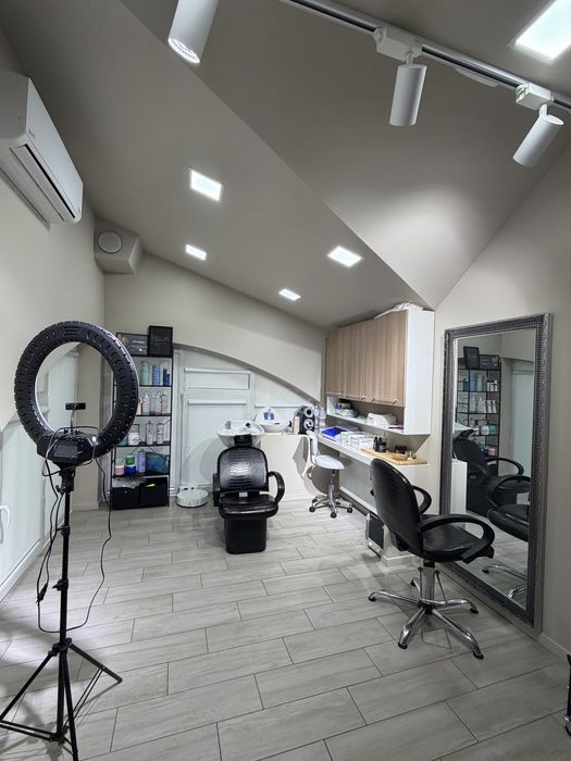 Здається в оренду кабінет первкар