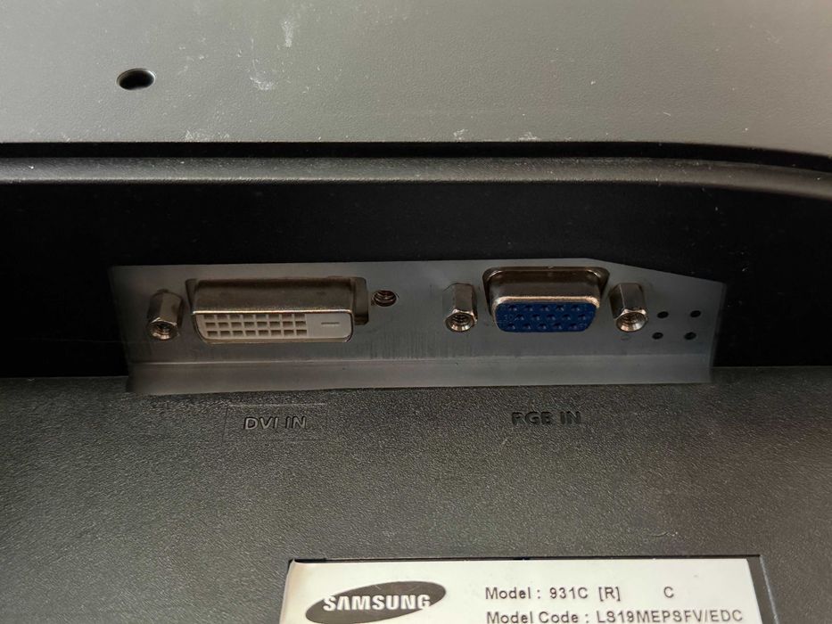Монітор Samsung SyncMaster 931C