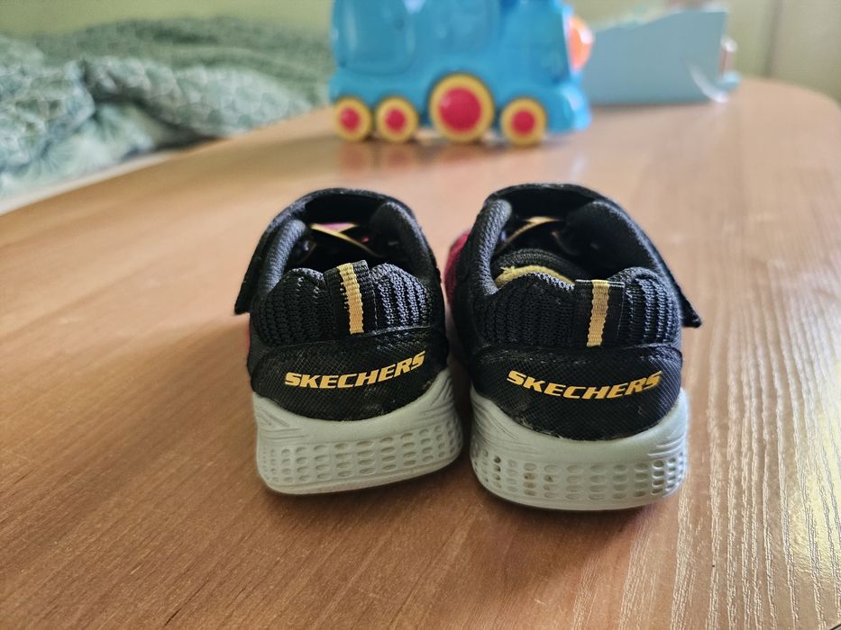 Buciki Skechers dla dzieci