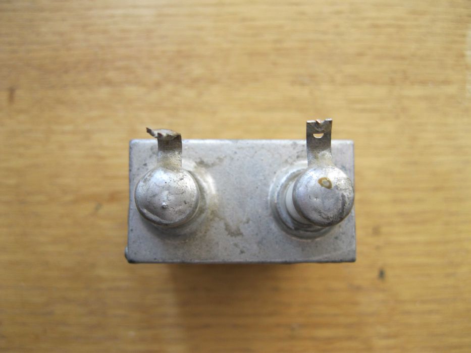 Конденсатор проходной 0,5uF_1kv