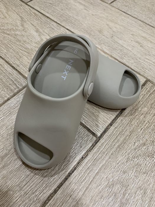 Crocs сабо Сандалі next