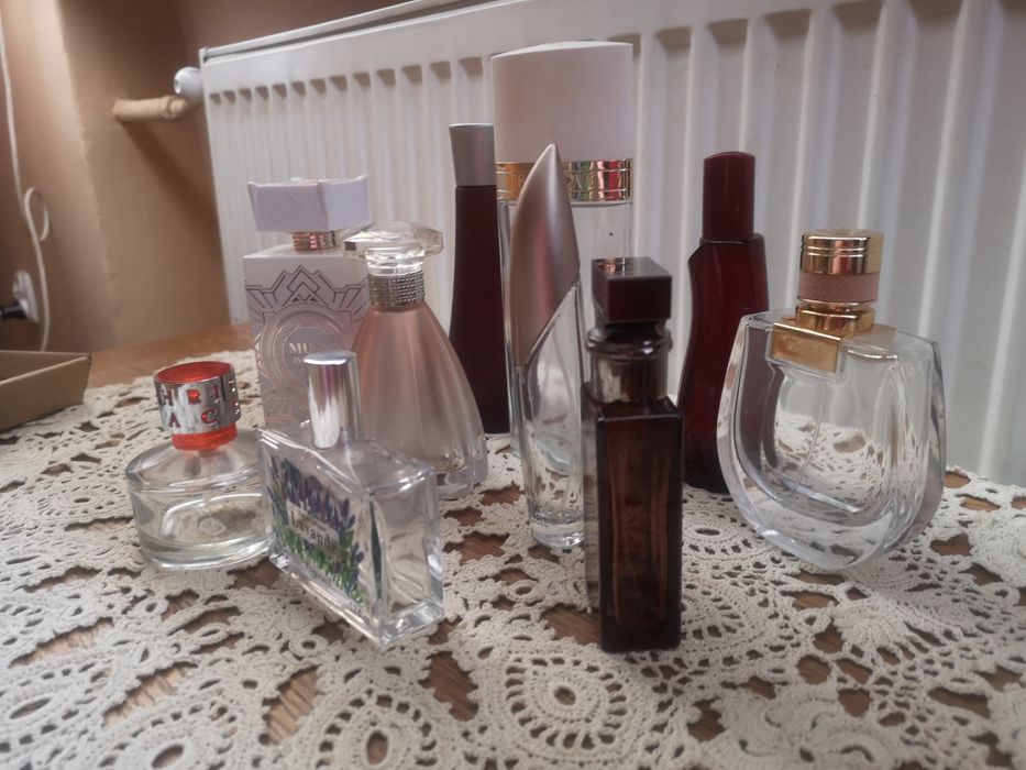 Flakoniki po perfumach 20 sztuk ok