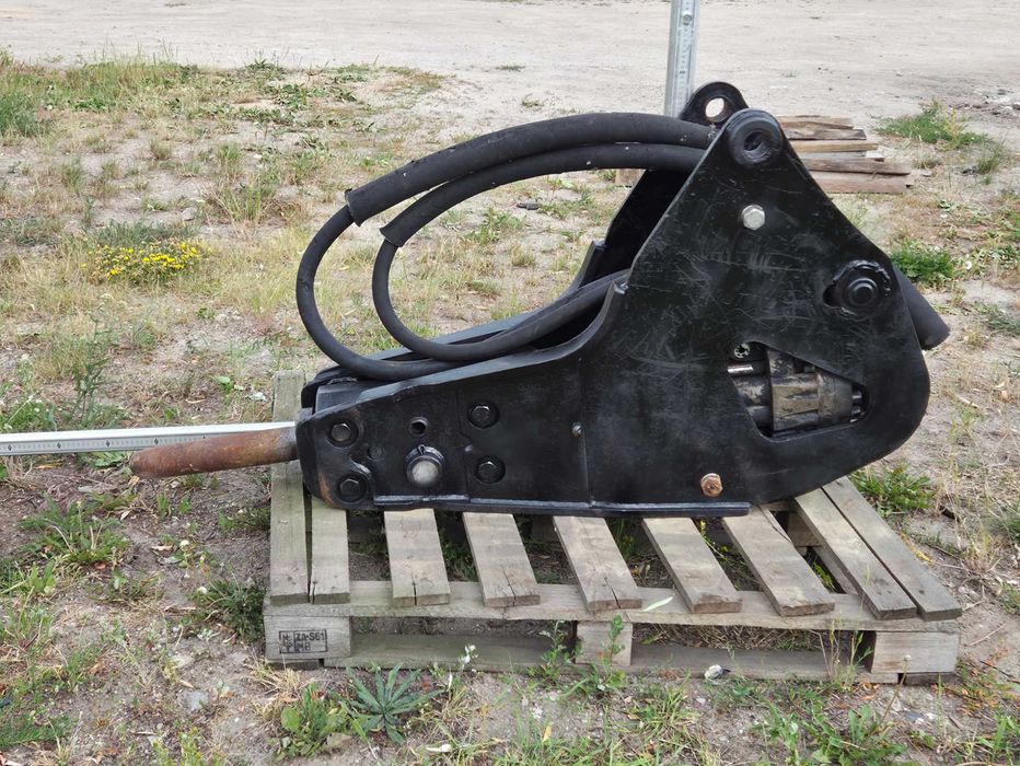 Sprzedam młot wyburzeniowy do koparko-ładowarki