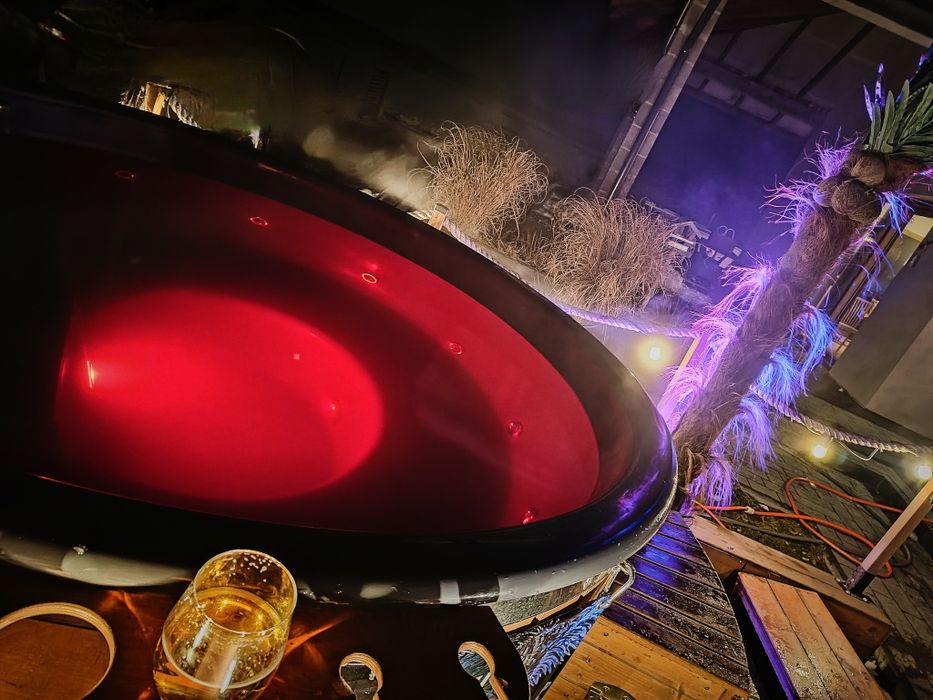 Mobilne Jacuzzi Mobilna Bania Balia Na przyczepce Relax Time