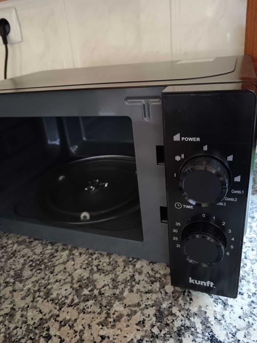 Microondas preto