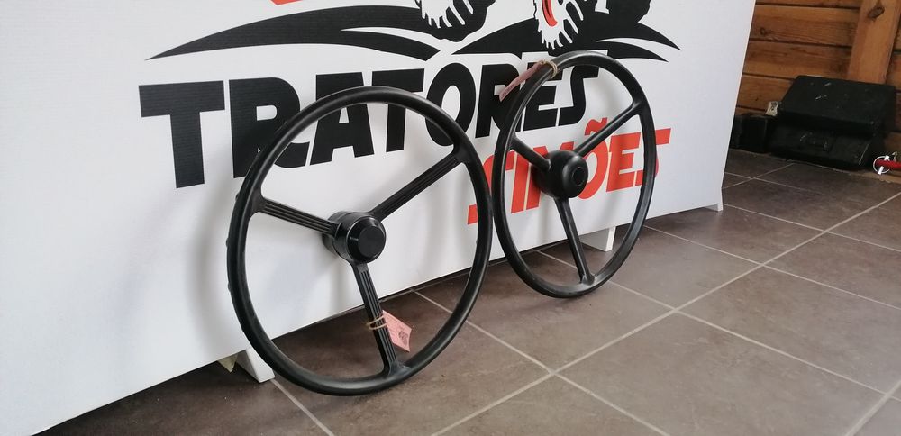 VOLANTE /GUIADOR para tratores japoneses. NOVO