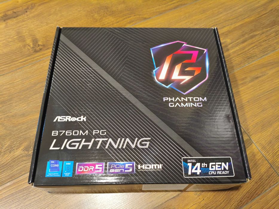 Материнська плата ASRock B760M PG Lightning