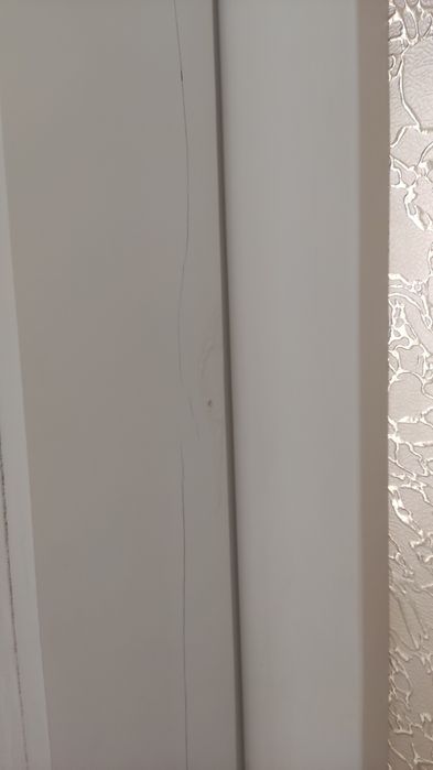 Двері дерев'яні білі