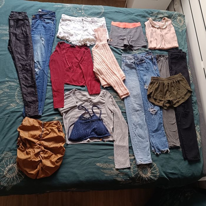 Ubrania XS-M. Spodnie, spodenki, spódnica, bluzka, koszulka, top