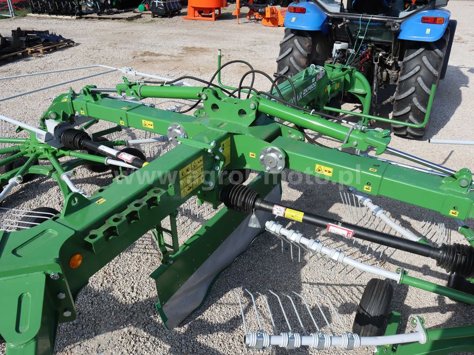 Zgrabiarka PRONAR dwukaruzelowa ZKP 800 Inter Tech KUHN