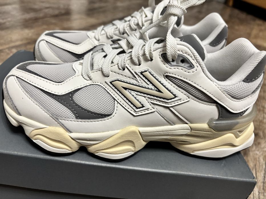 Продам кросівки new balance 9060 оригінал