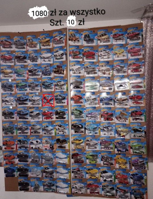 Kolekcja samochodzików Hot Wheels i Matchbox 153 sztuki