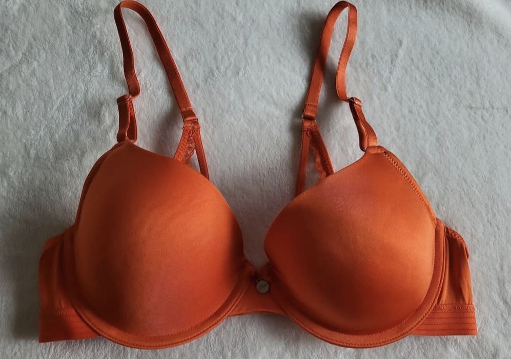 Nowy biustonosz s.Oliver 85D