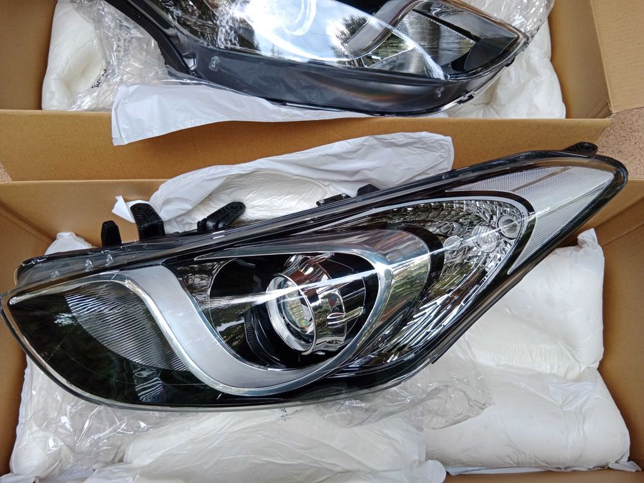 HYUNDAI I30 2012 + lmapa przednia lewa + prawa komplet  NOWE