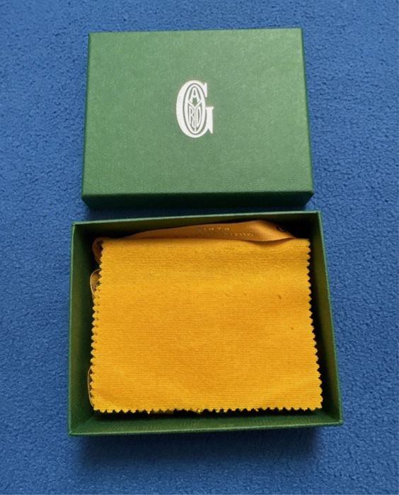 Porta-cartões Goyard Verde – Clássico e Elegante