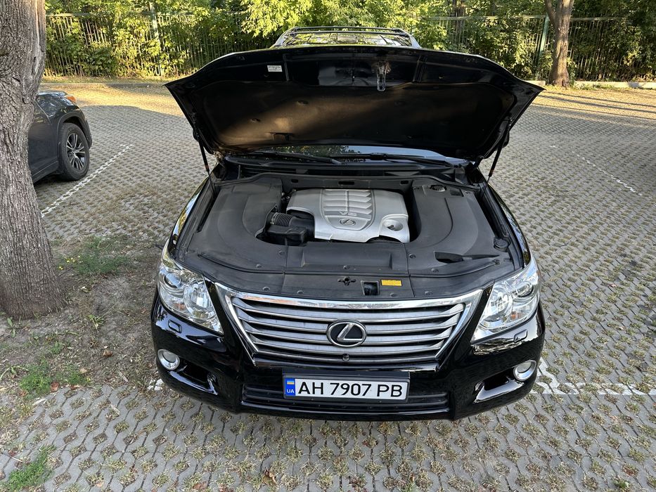 LEXUS LX570 2008