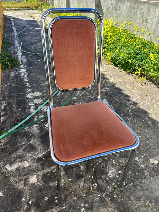 Vendo mesa, cadeiras e candeeiros