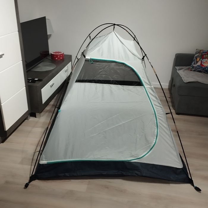 Namiot 2 osobowy QUECHUA MH100