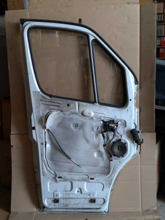 Porta esq/drt. Mercedes Sprinter (W906). 2006/2018