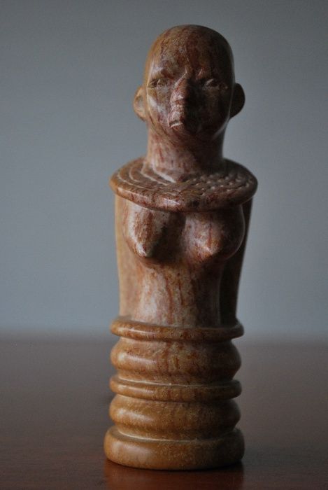 Estatuetas Antigas Esculpidas em Esteatito (21 Estatuetas)