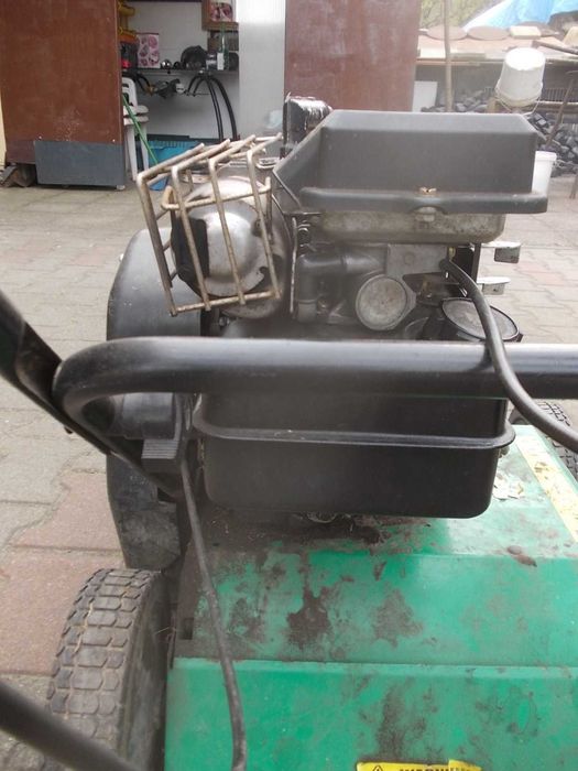 Wertykulator CTV 383B spalinowy