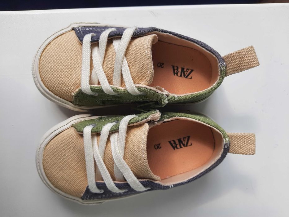 Кеди/кросівки zara 20 розмір 22р